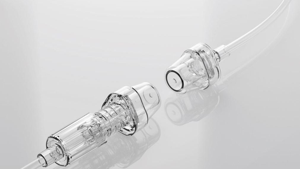Spang & Brands GmbH shows plastic examples in medical device competence