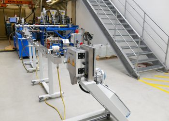 Complete lab-scale system for Asahel Benin Sarl., consisting of a ZSK 26 Mc18 twin screw extruder, four feeders from Coperion K-Tron, as well as a water bath, air wipe and SP 50 strand pelletizer from Coperion Pelletizing Technology. (Picture: Coperion)