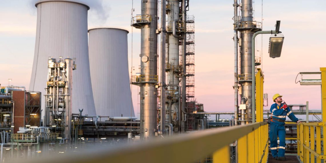 When the refinery comes to a stop: Bilfinger’s expertise in turnarounds Total