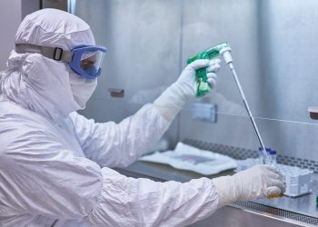Deterioration of reusable cleanroom garments could compromise cleanroom environments, says new study