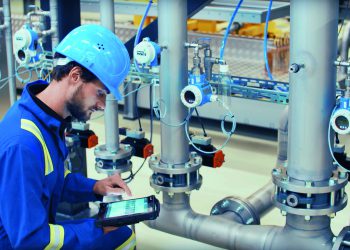 Endress + Hauser is one of the first manufacturers to equip its field devices with mobile communication modules and to connect existing systems to 5G networks via newly developed Hart gateways. (Picture: Endress + Hauser)