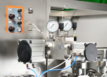 High-pressure homogenizers consist of both a pump acting as a pressure generator and a hydraulic consumer, which is called the homogenization valve. Picture: Lewa