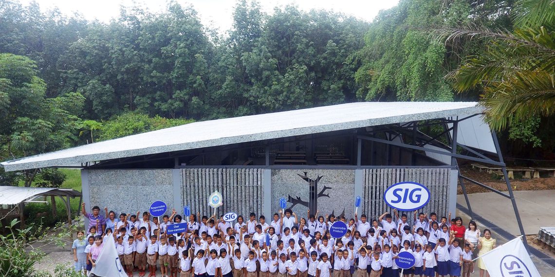 SIG is showcasing how companies and communities can come together to turn waste into value through an innovative ‘eco-canteen’ made almost entirely from used beverage cartons at a school in Thailand.